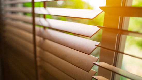 Żaluzje drewniane na wymiar