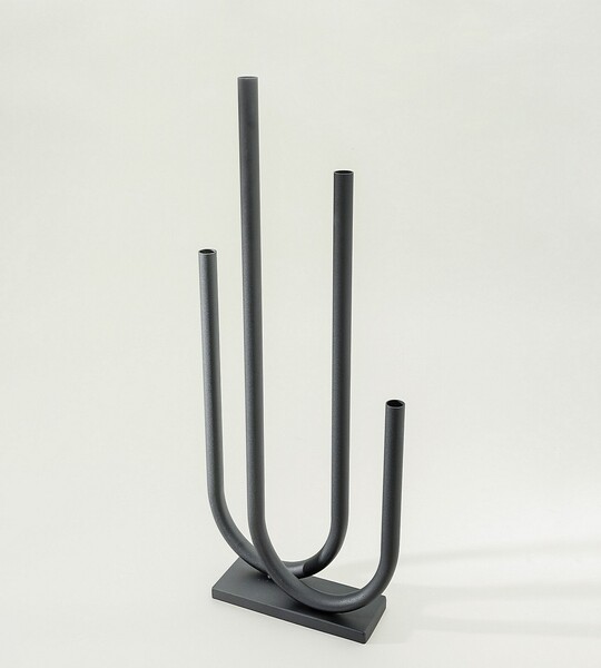 Świecznik metalowy Sculptura 30x9x69 cm